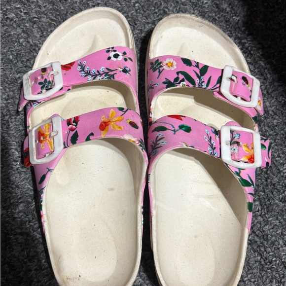 Assorted Women's Boots Collection - Picture 9 of 16